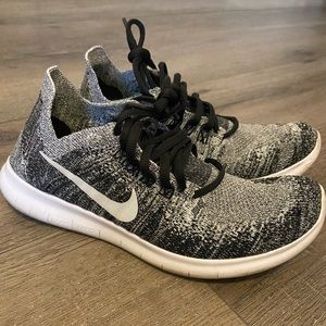Nike Free Run Flyknit Size 6